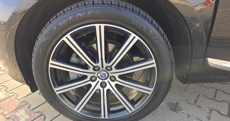 Volvo XC 60 cena 92400 przebieg: 142000, rok produkcji 2016 z Lidzbark małe 631